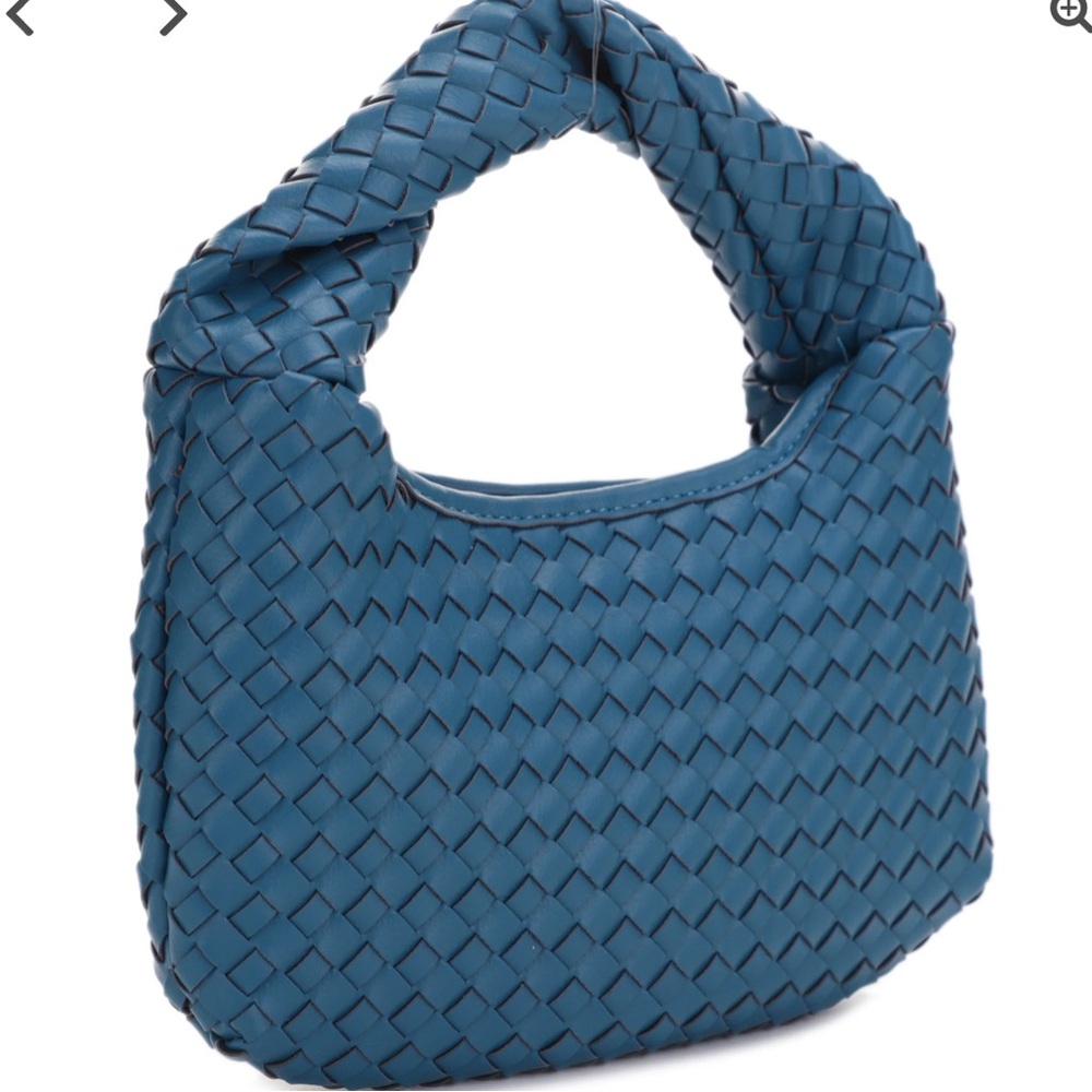 Mali & Lili - Luxurious Libby Blue Woven Shoulder Bag with Intricate Design